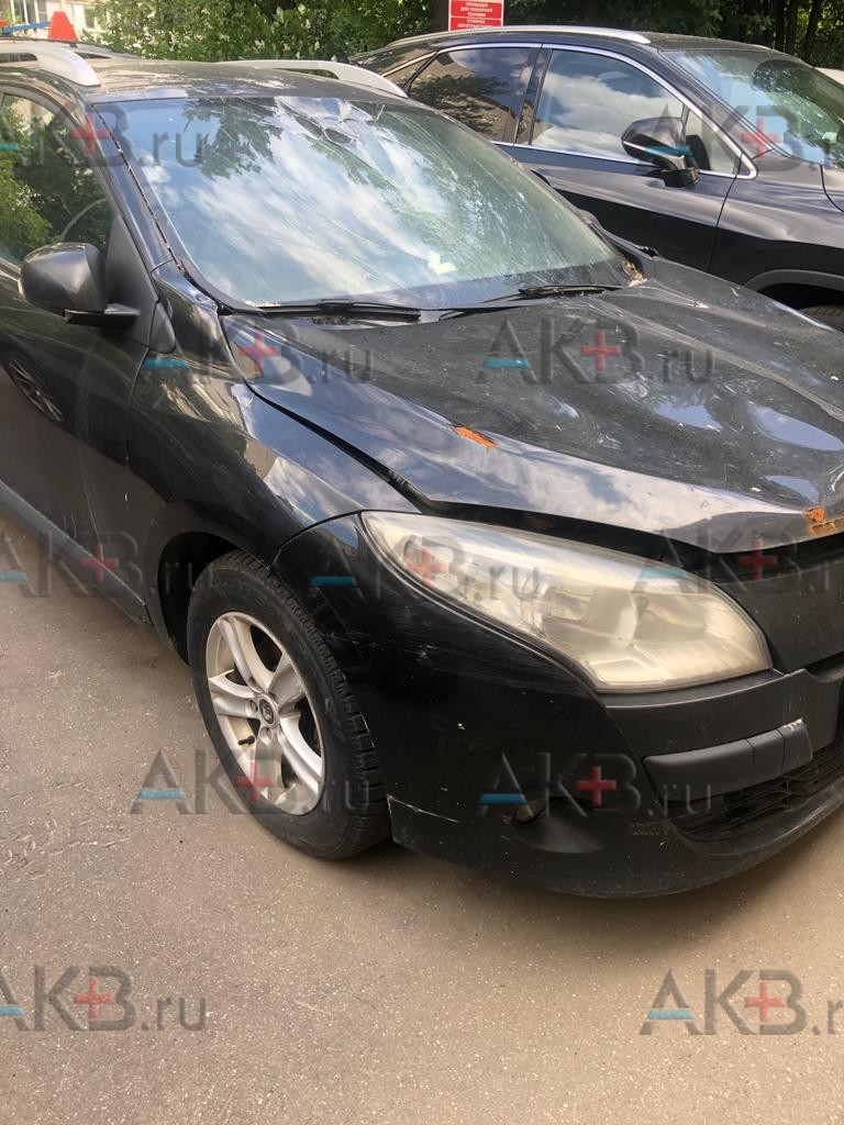 Замена аккумулятора на Renault Megane II Рестайлинг 2006 - 2010 1.5d (100 л.с.)