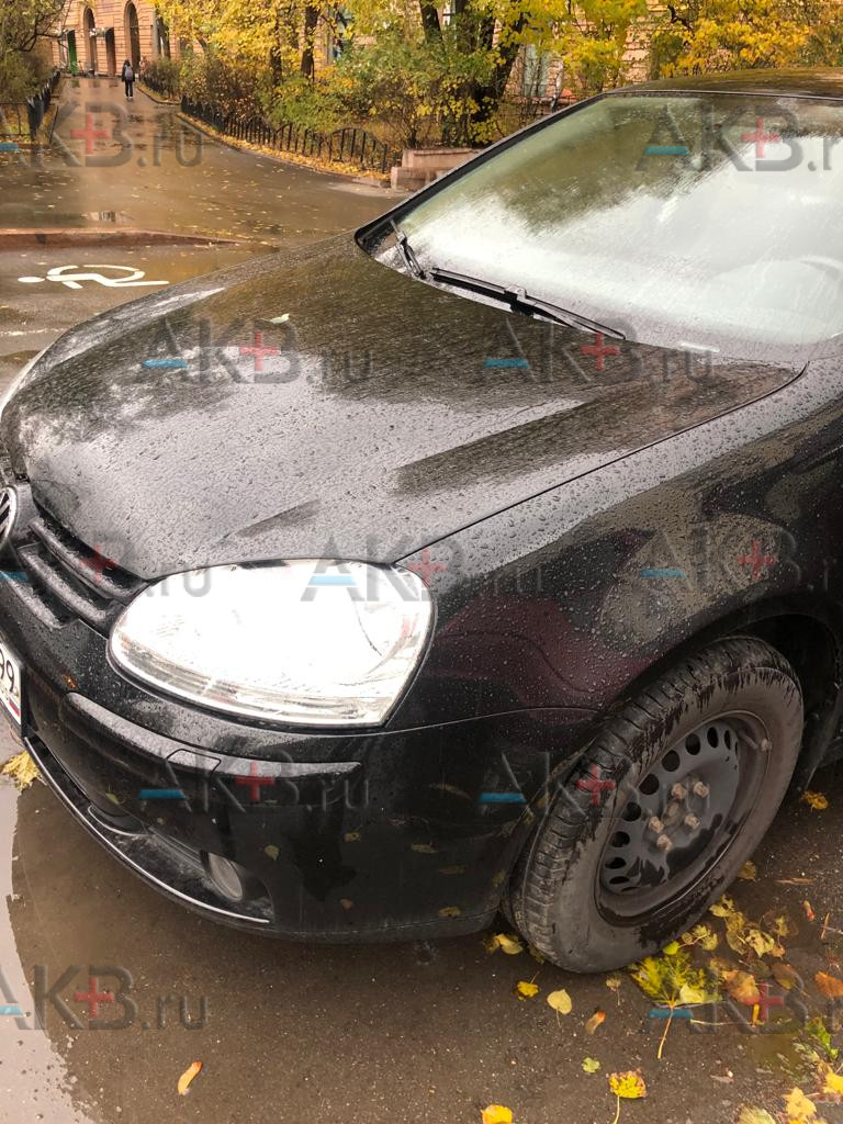Замена аккумулятора на Volkswagen Golf V 2003 - 2009 1.6 (115 л.с.)