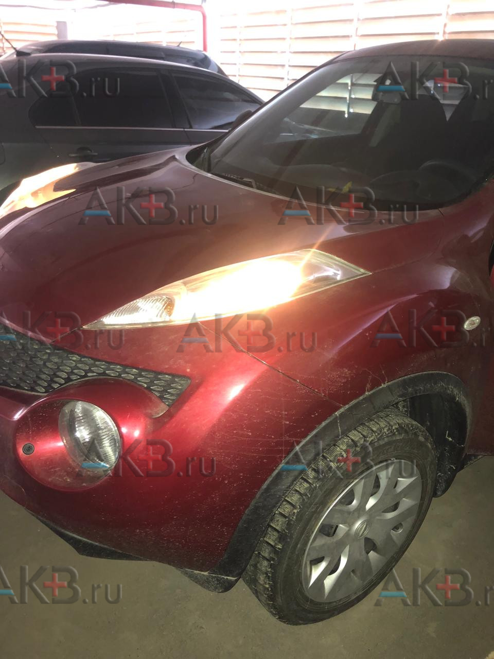 Замена аккумулятора на Nissan Juke I Рестайлинг 2014 - н.в. 1.6 (117 л.с.)
