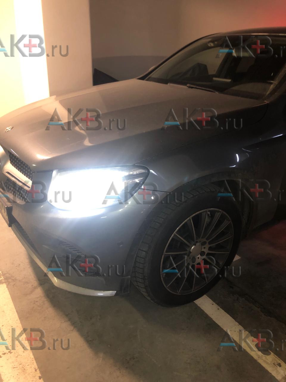 Замена аккумулятора на Mercedes-Benz GLC-klasse I (X253) 2015 - 2019 250 4MATIC 2.0 (211 л.с.)