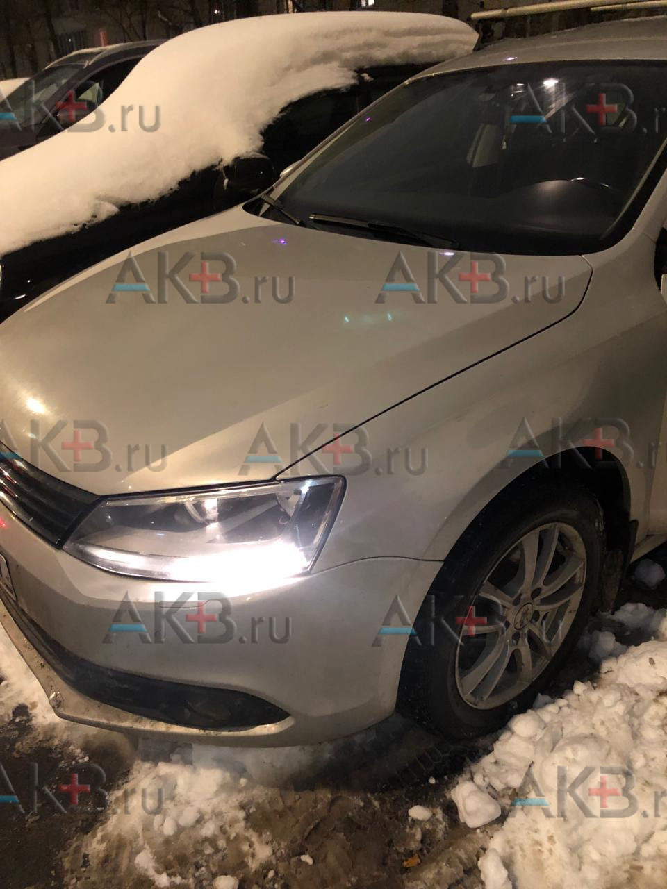 Замена аккумулятора на Volkswagen Jetta VI 2010 - н.в. 1.6 (105 л.с.)