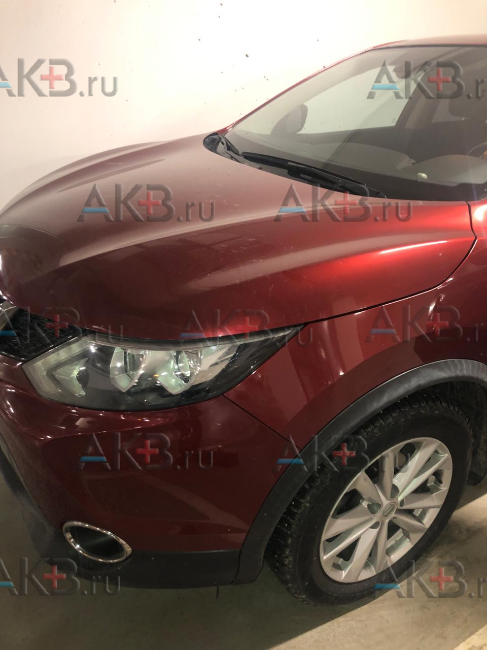 Замена аккумулятора на Nissan Qashqai II 2013 - 2019 2.0 (144 л.с.)