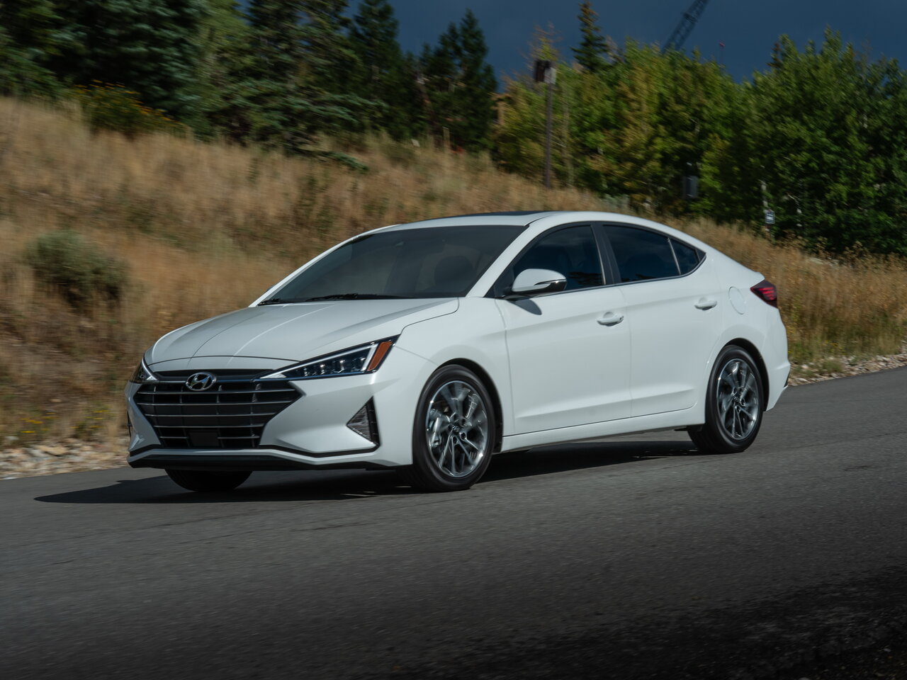 Hyundai Elantra VI Рестайлинг 2018 - н.в. 1.6 (128 л.с.)