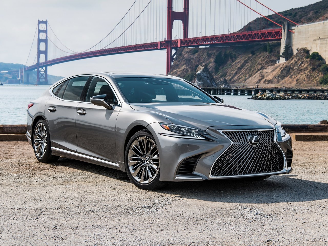 Lexus LS V 2017-н.в. 500 3.4 (421 л.с.)